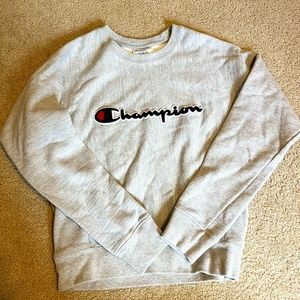 XS Champion Crewneck Sweatshirt in Gray